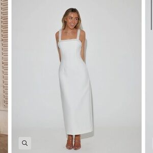 Oddmuse The Ultimate Muse Pearl Trim Midi Dress size medium!